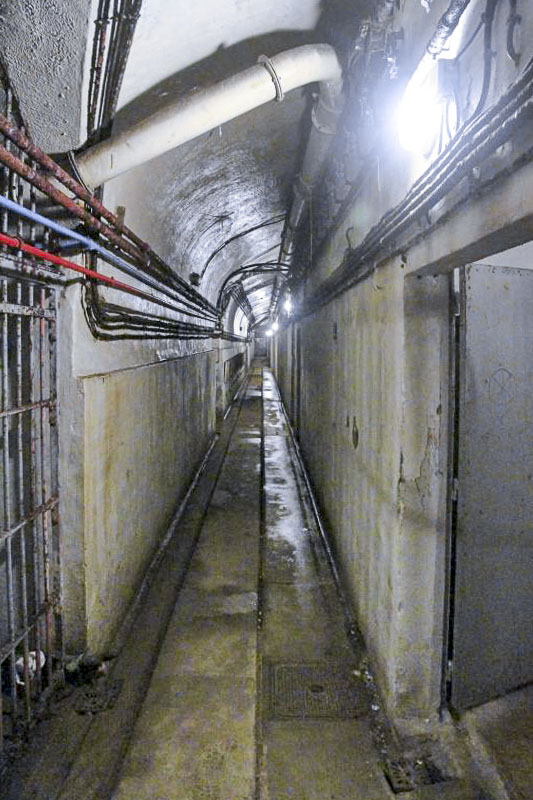 Ligne Maginot - ROCHE LA CROIX (RLC) - (Ouvrage d'artillerie) - Galerie principale de l'ouvrage, vers le bloc 5