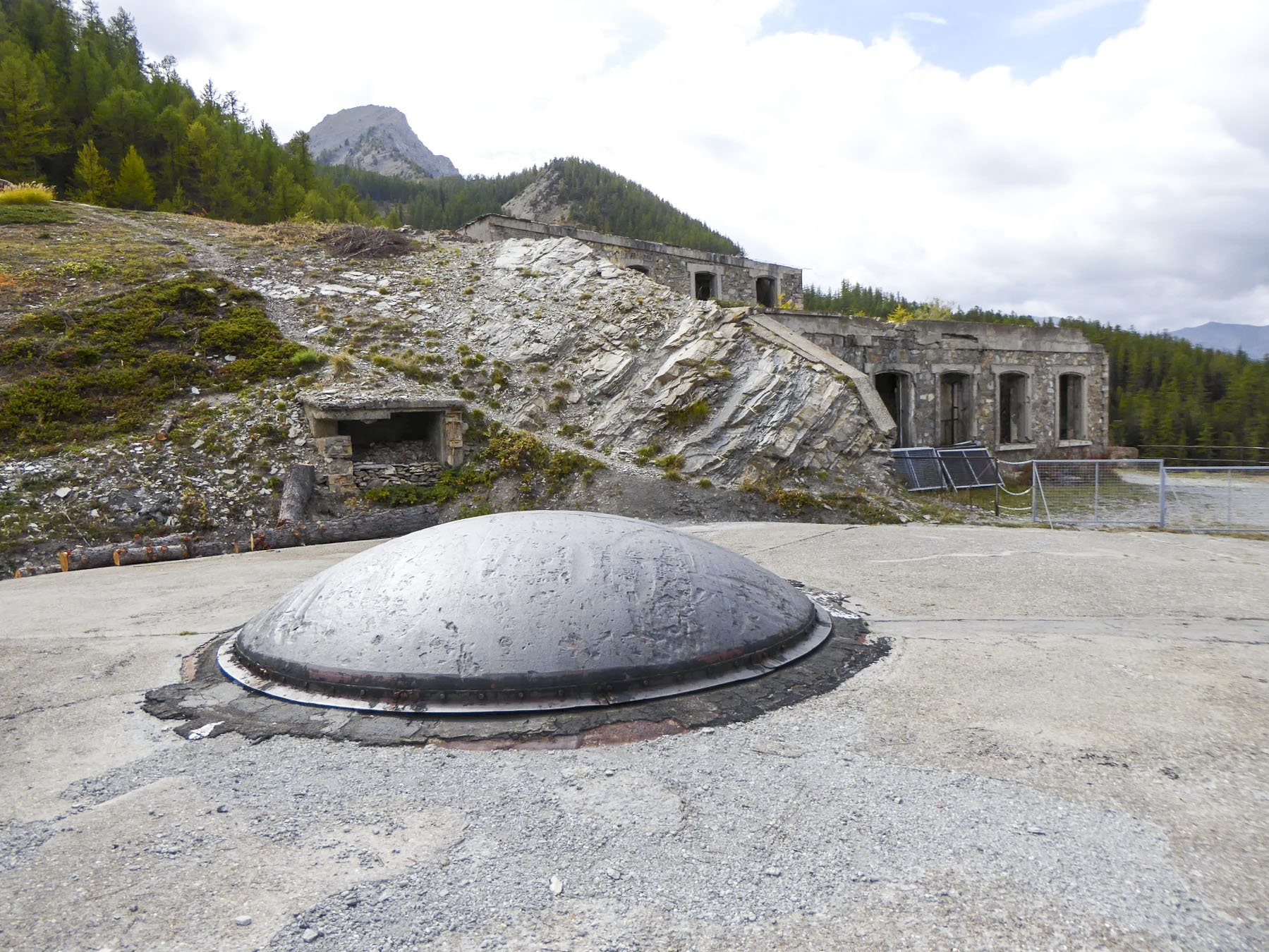 Ligne Maginot - ROCHE LA CROIX (RLC) - (Ouvrage d'artillerie) - Bloc 5 - ELLENA Daniel - CUNY Philippe
