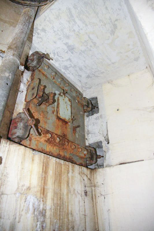 Ligne Maginot - ROCHE LA CROIX (RLC) - (Ouvrage d'artillerie) - Bloc 5
Accès à l'issue de secours