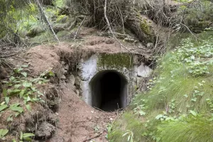 Ligne Maginot - LA RUA 8 - (Abri) - Entrée frontale, face à l'attaque.