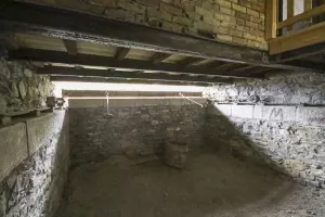 Ligne Maginot - BATTERIE DES CAURRES - (Position d'artillerie préparée) - En dessous du pont