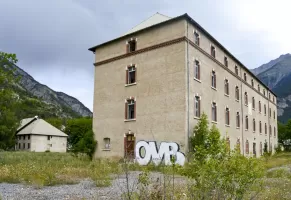 Ligne Maginot - JAUSIERS - CASERNE BREISSAND - (Casernement) - Les bâtiments 4 et 33