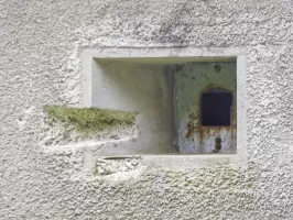 Ligne Maginot - COL DE BROUIS - (Barrage de Route) - Créneau de gauche extérieur