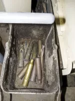 Ligne Maginot - LAUDREFANG - A37 - (Ouvrage d'infanterie) - Bloc 3
Etage inférieur de la tourelle mitrailleuses
Panier de récupération des douilles