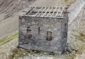Ligne Maginot - LA DUYERE 3 - (Observatoire d'artillerie) - Le poste 3 en 2000