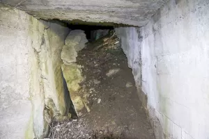 Ligne Maginot - PA DE L'UBAYETTE - (Blockhaus pour arme infanterie) - Galerie vers l'issue supérieure et l'abri, partiellement éboulée