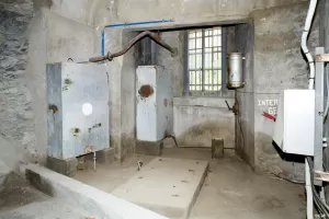Ligne Maginot - TOURNOUX - BATTERIE XII - (Position d'artillerie préparée) - L'emplacement initial du groupe CLM alimentant la batterie et le central téléphonique après 1938.