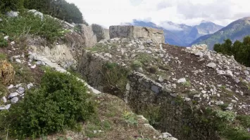 Ligne Maginot - CONCHETAS C1 - (Cuve pour arme d'infanterie) - Départ de la tranchée de l'entrée est vers la cuve 1