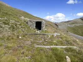Ligne Maginot - COL de RESTEFOND (Captage de source) (Divers) - Construction tout proche
