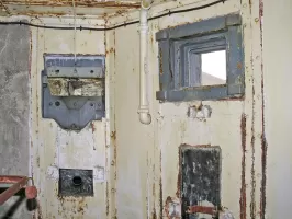 Ligne Maginot - COL DE RESTEFOND (RD) - (Ouvrage d'infanterie) - Bloc 1
Les créneaux FM et JM dans l´entrée