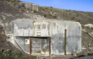 Ligne Maginot - COL DE RESTEFOND (RD) - (Ouvrage d'infanterie) - Bloc 2 et le bloc cheminée, sans aucun tag