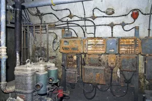 Ligne Maginot - COL DE RESTEFOND (RD) - (Ouvrage d'infanterie) - L’usine en 2006. A comparer......