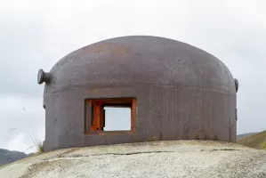 Ligne Maginot - GRANGES COMMUNES - (Ouvrage d'infanterie) - Bloc 2
Cloche GFM centrale qui avait été équipée d'un périscope J2