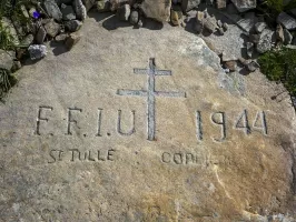 Ligne Maginot - LA MOUTIERE (MO) - (Ouvrage d'infanterie) - Gravure au sol devant le bloc 1