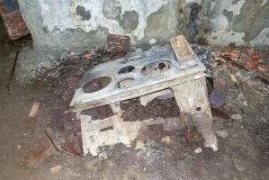 Ligne Maginot - LA MOUTIERE (MO) - (Ouvrage d'infanterie) - Casernement
La cuisinière, en piètre état