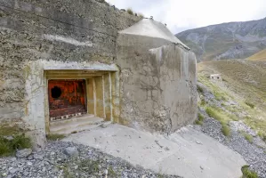 Ligne Maginot - LES FOURCHES (FO) - (AVANT POSTE) - (Ouvrage d'infanterie) - Bloc 2