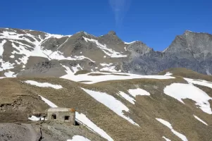 Ligne Maginot - LES FOURCHES (FO) - (AVANT POSTE) - (Ouvrage d'infanterie) - Bloc 6 (en avril)