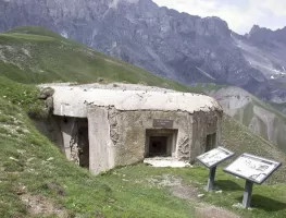 Ligne Maginot - LES FOURCHES (FO) - (AVANT POSTE) - (Ouvrage d'infanterie) - Bloc 6