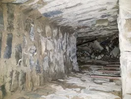 Ligne Maginot - PELOUSETTE - (Casernement) - Puits d'accès vers l'extérieur après la deuxième citerne
