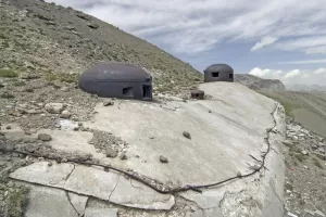 Ligne Maginot - RESTEFOND - (Ouvrage d'artillerie) - Bloc 3
Les cloches JM et GFM