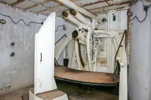 Ligne Maginot - RESTEFOND - (Ouvrage d'artillerie) - Bloc 6
Chambre de tir pour obusier de 75 mle 32