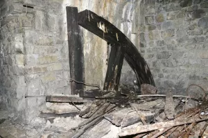 Ligne Maginot - RESTEFOND - (Ouvrage d'artillerie) - Vestiges d'un coffrage
La partie non achevée de l'ouvrage