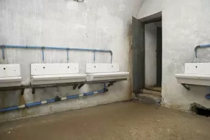 Ligne Maginot - RESTEFOND - (Ouvrage d'artillerie) - Le bloc sanitaires
