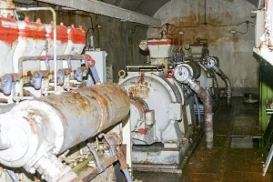 Ligne Maginot - RESTEFOND - (Ouvrage d'artillerie) - L'usine électrique
Moteurs CML type 408
