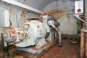 Ligne Maginot - RESTEFOND - (Ouvrage d'artillerie) - Usine électrique
Groupe électrogène à moteur CLM 408
