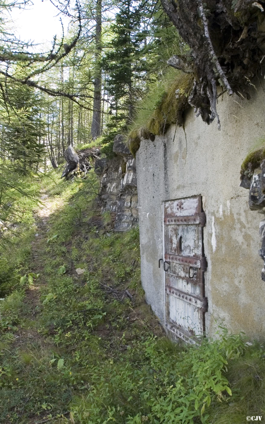 Ligne Maginot - ANCIEN CAMP - (Abri) - Entrée Est