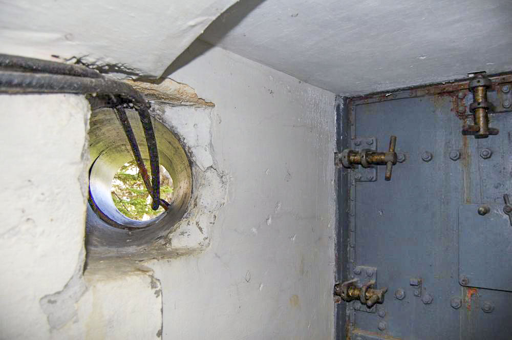 Ligne Maginot - ANCIEN CAMP - (Abri) - Entrée sud
Prise d'air