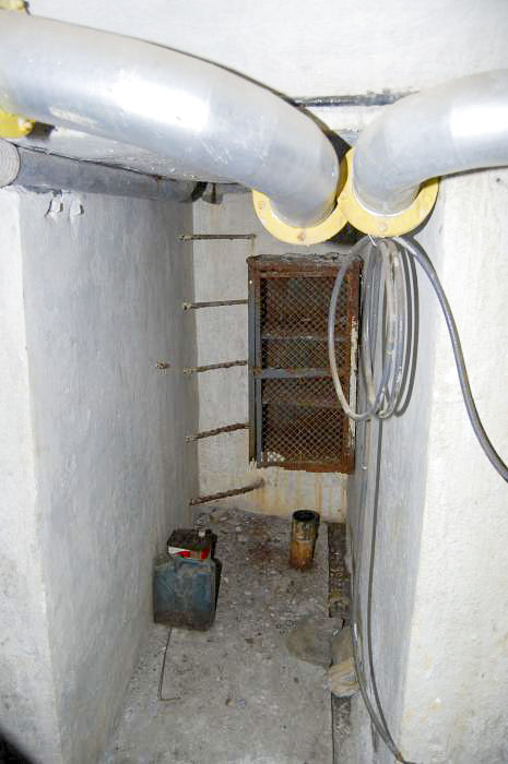 Ligne Maginot - ANCIEN CAMP - (Abri) - Cheminée sud