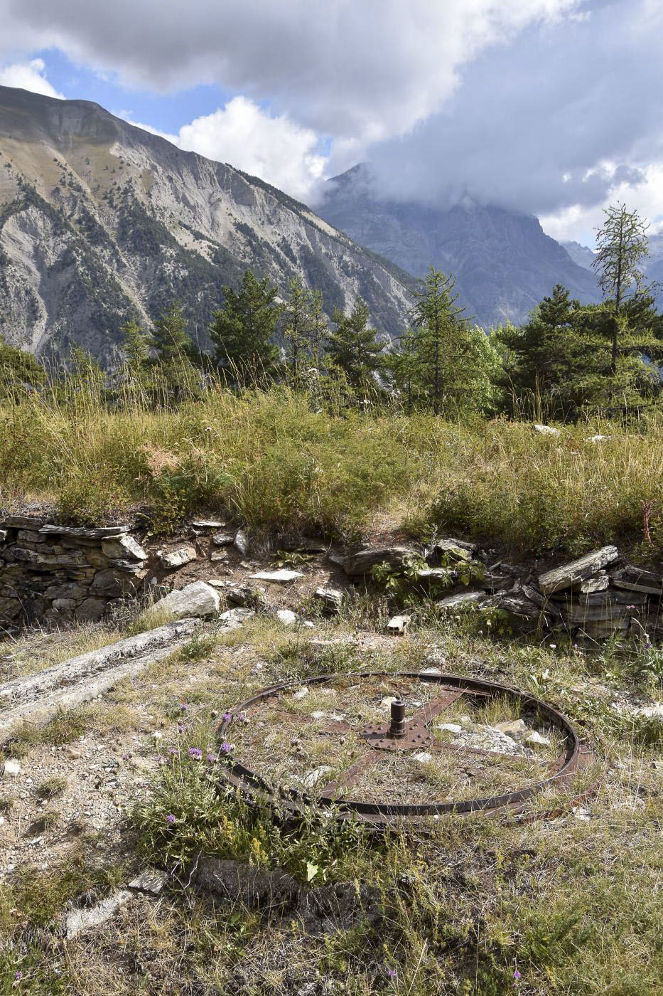 Ligne Maginot - BATTERIE DES CAURRES - (Position d'artillerie préparée) - Plateforme d'ancrage 