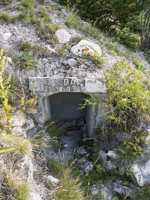 Ligne Maginot - CHATELET (TD N° 565) - (Cuve pour arme d'infanterie) - L'entrée du blockhaus