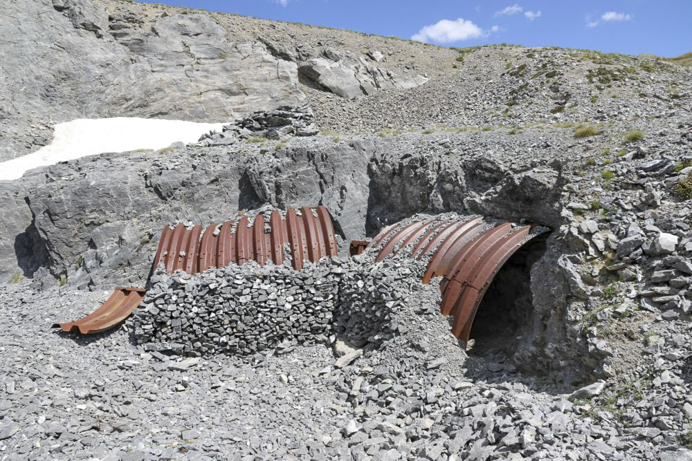 Ligne Maginot - COL DE VIRAYSSE  - (Abri) - L'abri