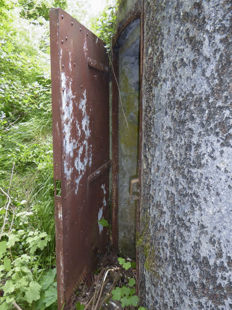 Ligne Maginot - COL DE BROUIS - (Barrage de Route) - Le local en dessous est le wc