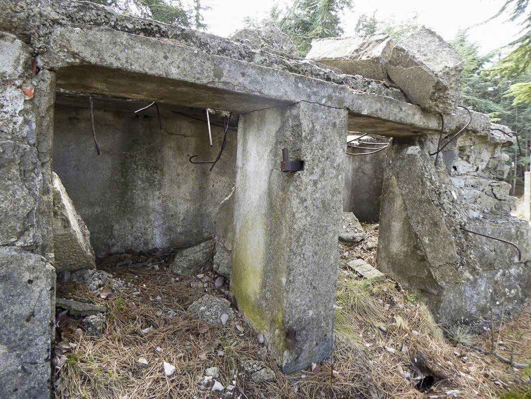 Ligne Maginot - CROIX DE COUGOULE - (Casernement) - Latrines