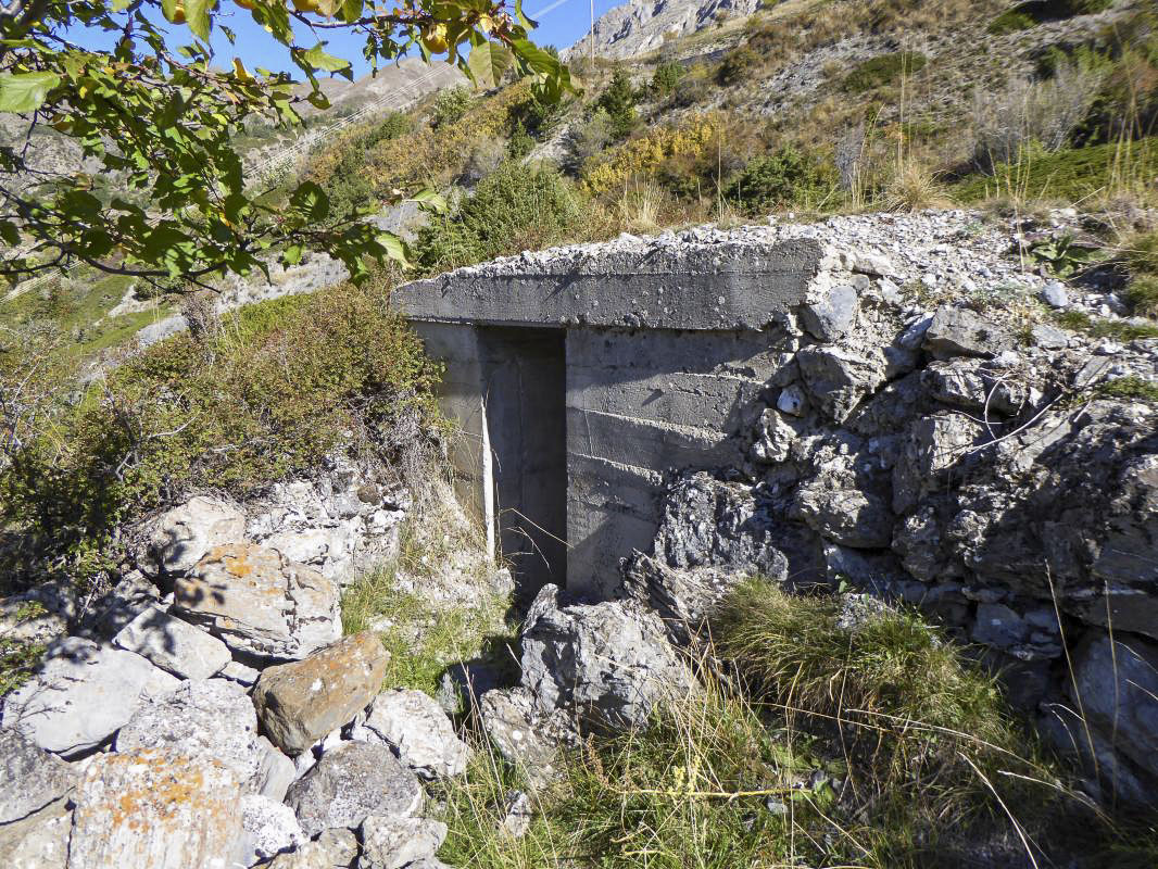 Ligne Maginot - SAINT OURS (13° BIE / 293° RALD) - (Position d'artillerie préparée) - Abri 1