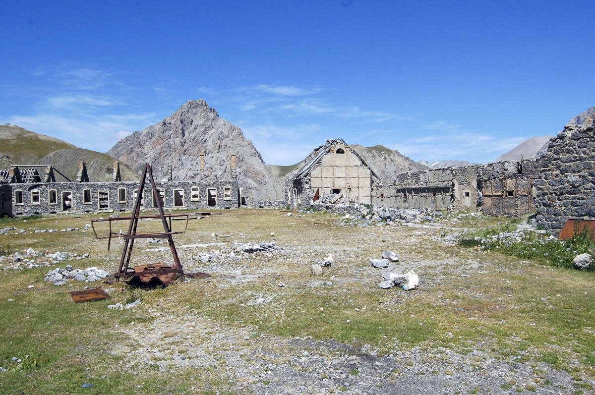 Ligne Maginot - VIRAYSSE (BARAQUEMENT) - (Casernement) - 