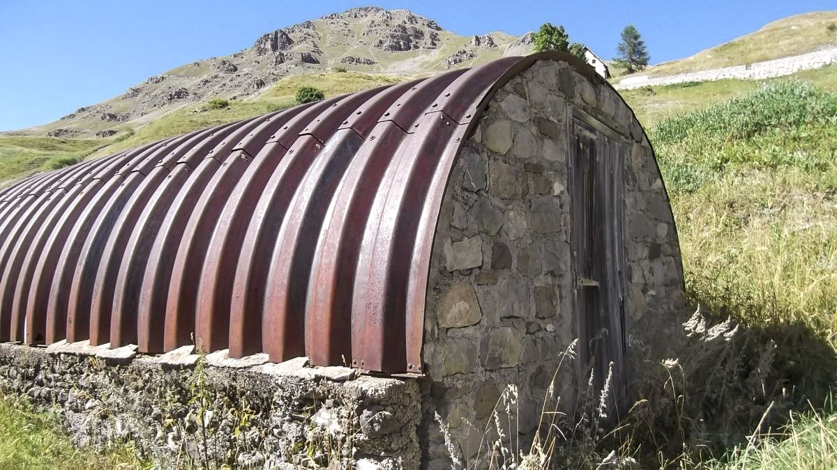 Ligne Maginot - BOUSIEYAS - (Casernement) - 