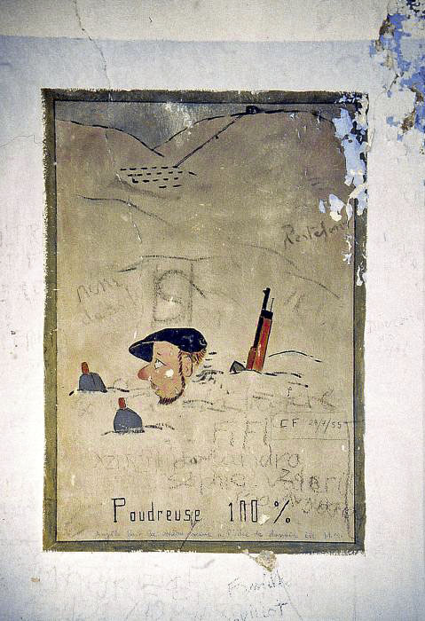 Ligne Maginot - FOURCHES - (Casernement) - et encore les peintures murales pour comparer leur état....