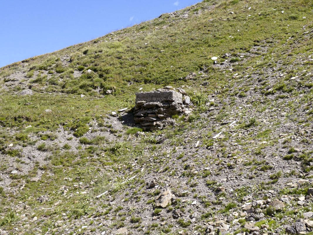 Ligne Maginot - GRANGES COMMUNES (Regard de sectionnement 2) - Vanne de coupure 2