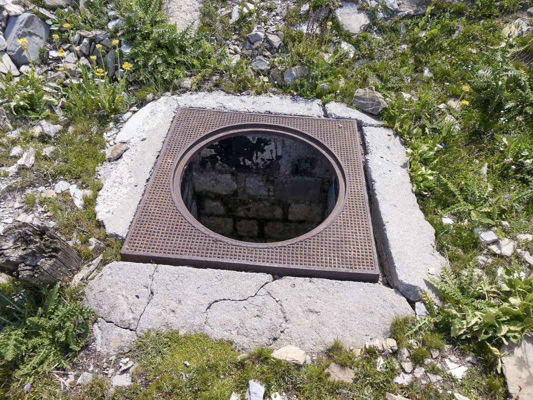 Ligne Maginot - GRANGES COMMUNES (Regard de vidange) - Vanne de vidange