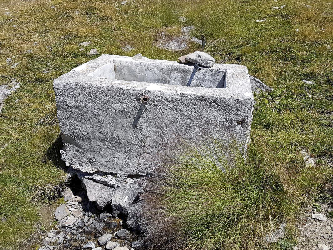 Ligne Maginot - LA MOUTIERE (73° BAF) - (Abri) - Bassin situé en contrebas de la source captée et alimenté par cette dernière.