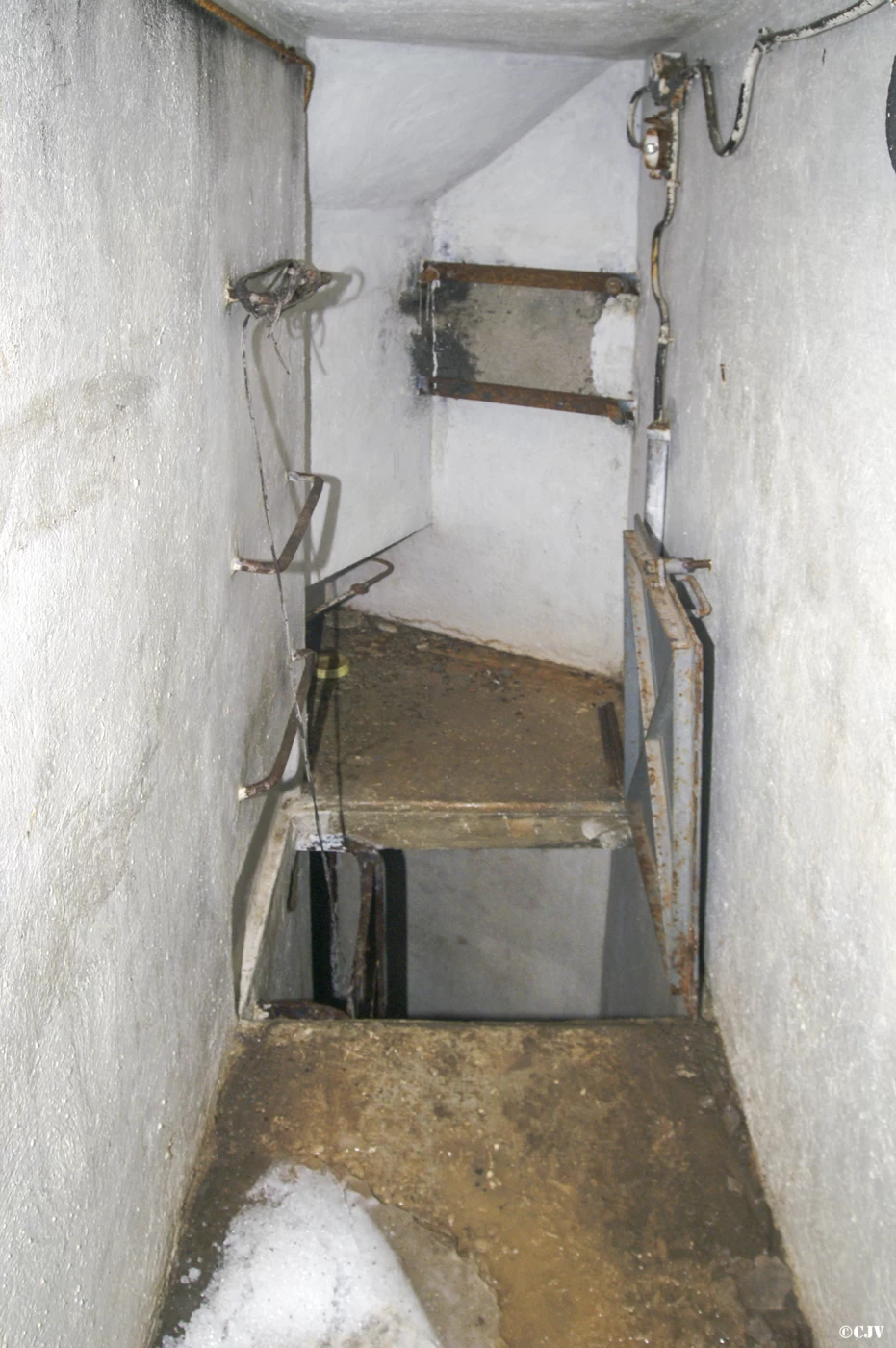 Ligne Maginot - RESTEFOND - (Ouvrage d'artillerie) - Bloc 6
Niveau intermédiaire