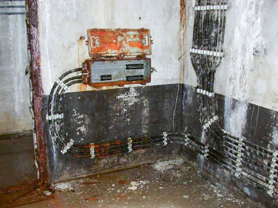 Ligne Maginot - RESTEFOND - (Ouvrage d'artillerie) - Le central téléphonique
Standard type TM 32 à 32 directions
