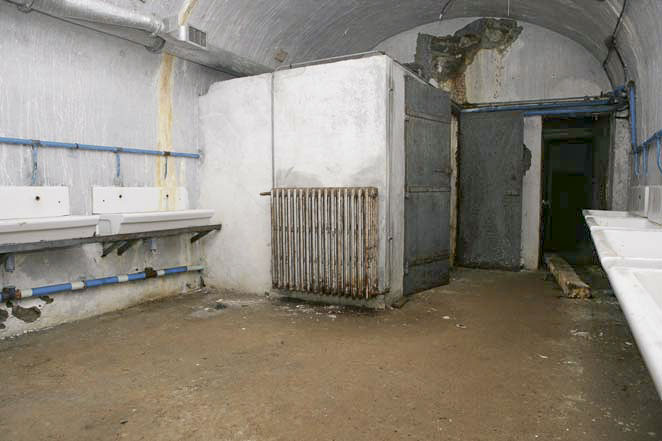 Ligne Maginot - RESTEFOND - (Ouvrage d'artillerie) - Le bloc sanitaires