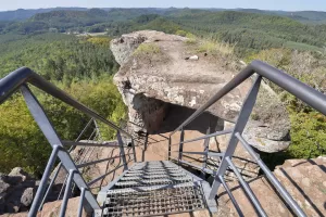 Ligne Maginot - FALKENSTEIN  CHATEAU - (Observatoire d'artillerie) - Rocher à l'extrémité du logis Ouest (Observatoire ?)