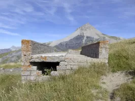 Ligne Maginot - COL DE PAL - (Casernement) - Les latrines