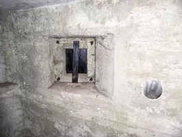 Ligne Maginot - E8 - GUILLAUMES - (Casemate d'infanterie - Simple) - Le créneau FM arrière